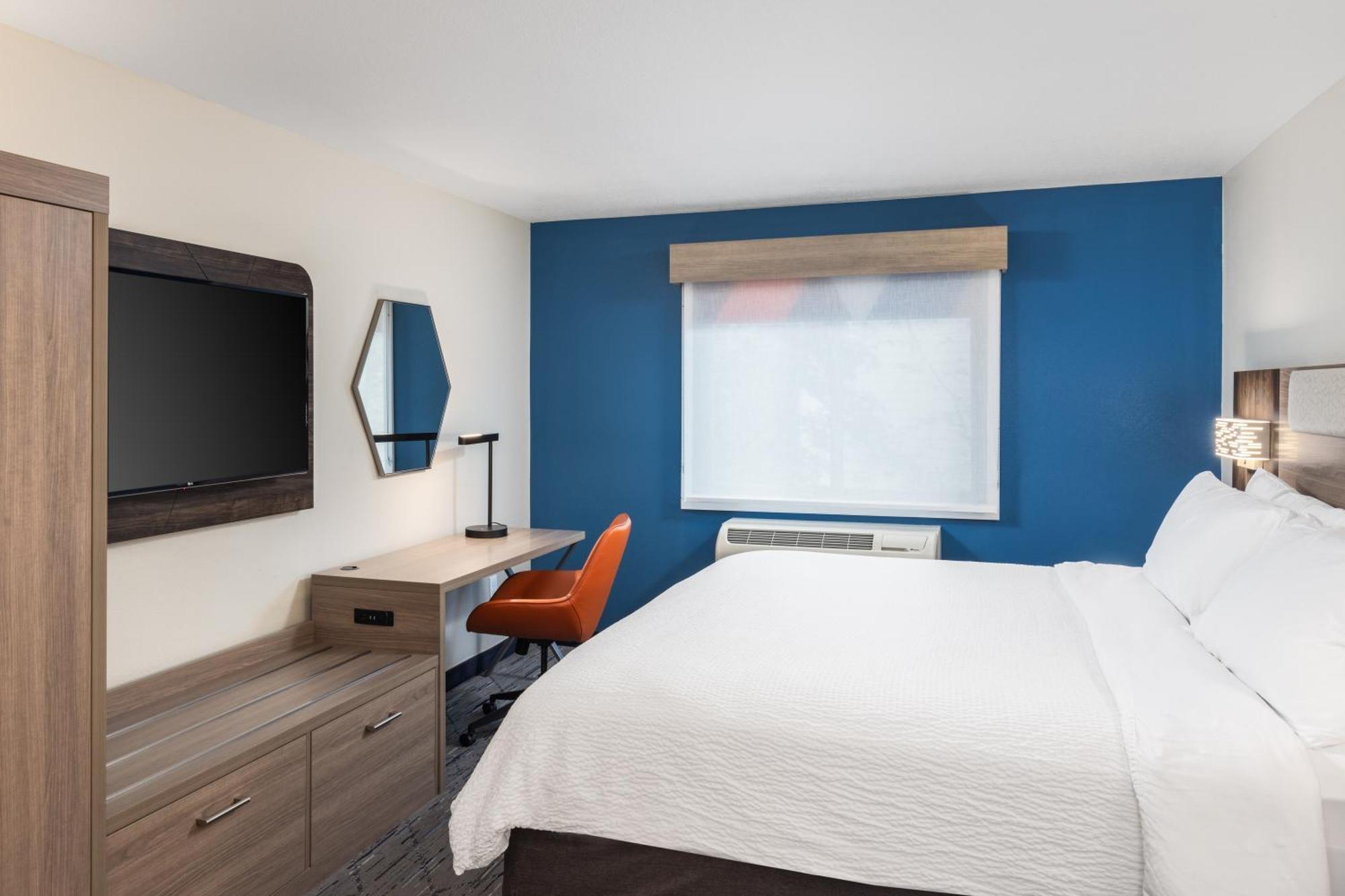 Holiday Inn Express Portland South - Lake Oswego By Ihg Exterior photo