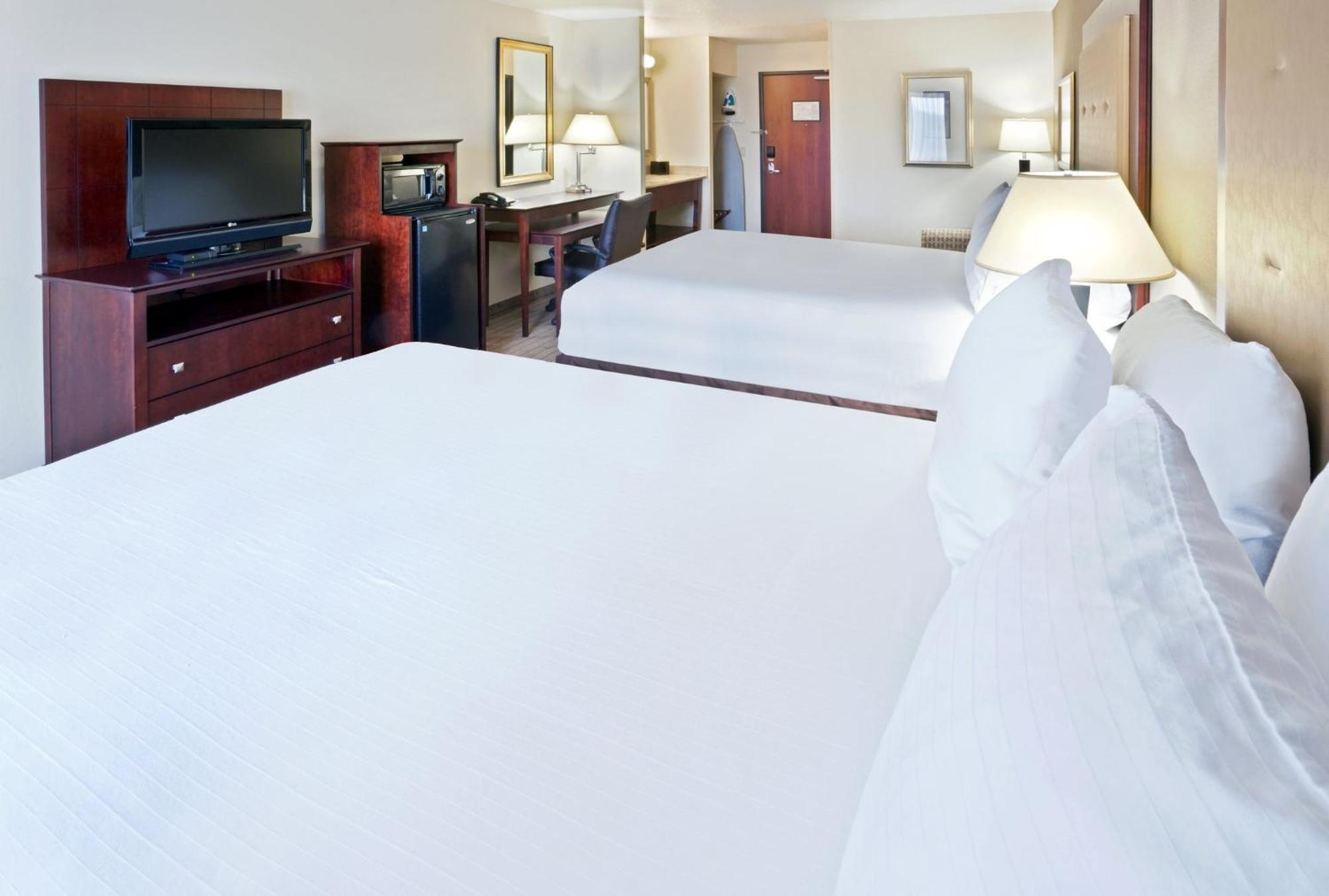 Holiday Inn Express Portland South - Lake Oswego By Ihg Exterior photo