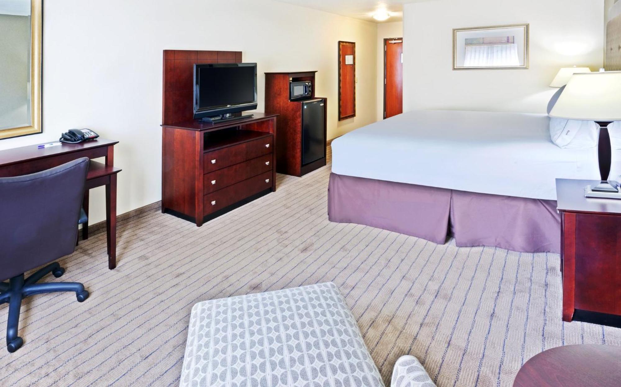 Holiday Inn Express Portland South - Lake Oswego By Ihg Exterior photo