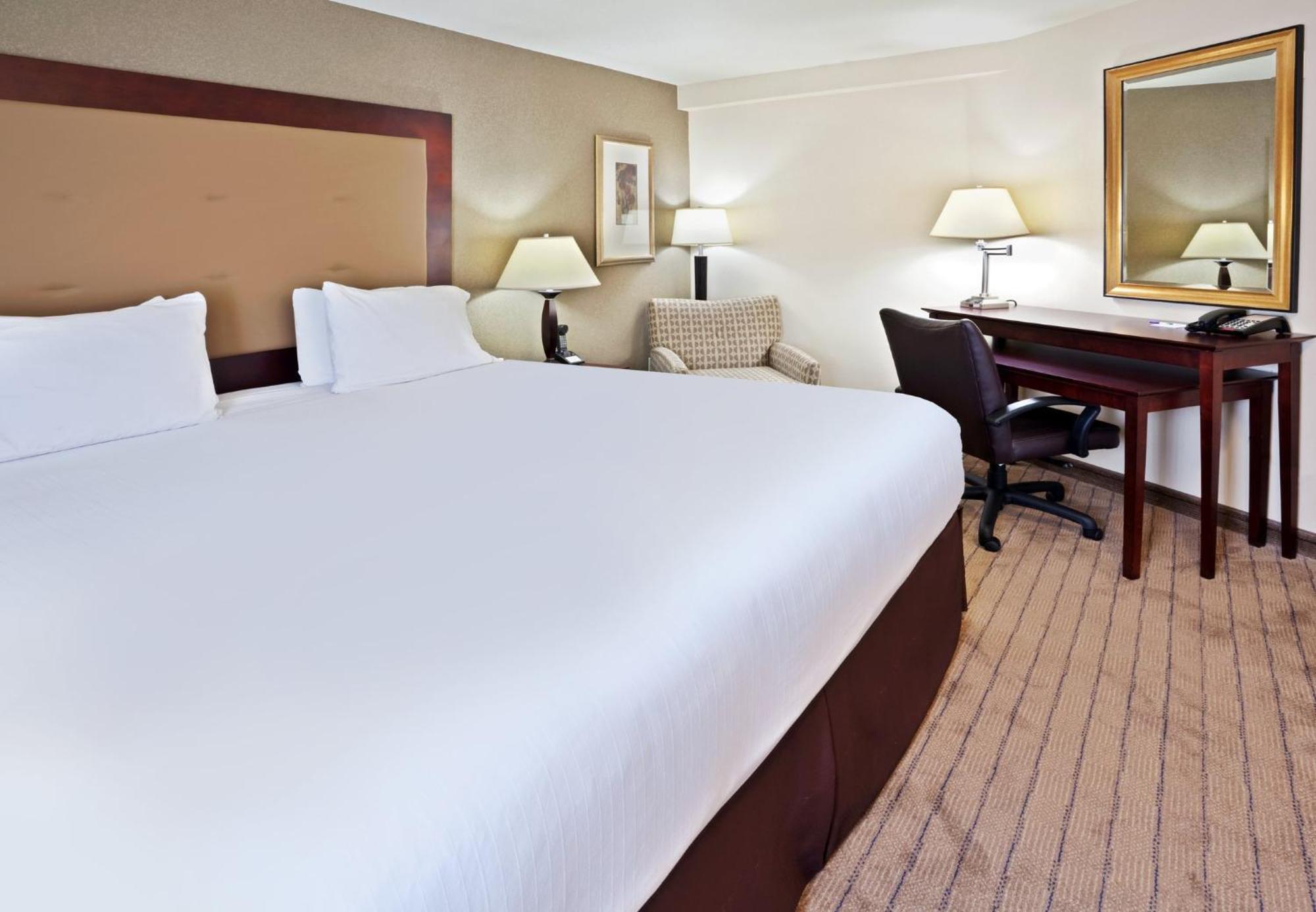 Holiday Inn Express Portland South - Lake Oswego By Ihg Exterior photo