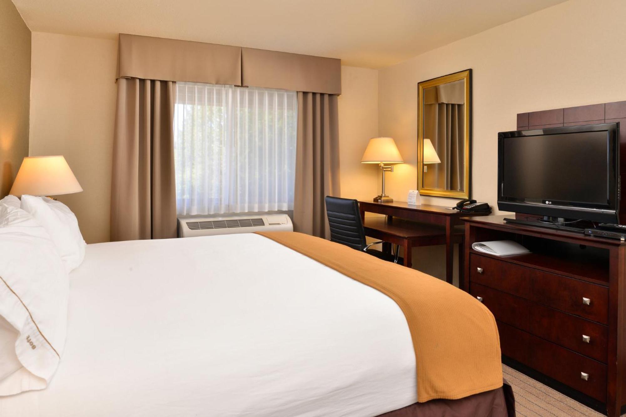 Holiday Inn Express Portland South - Lake Oswego By Ihg Exterior photo
