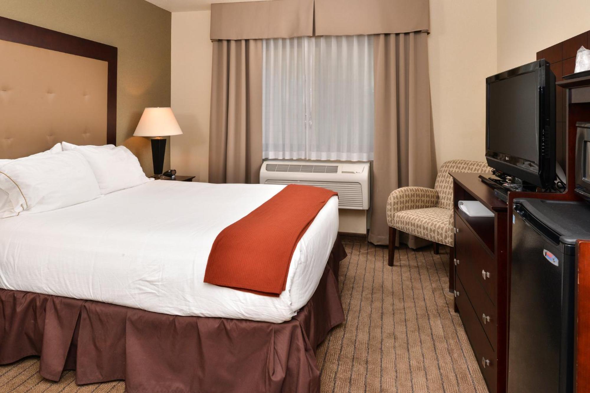 Holiday Inn Express Portland South - Lake Oswego By Ihg Exterior photo